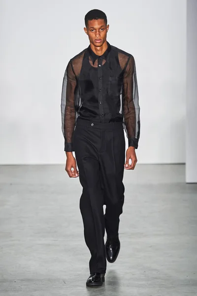 Look 17